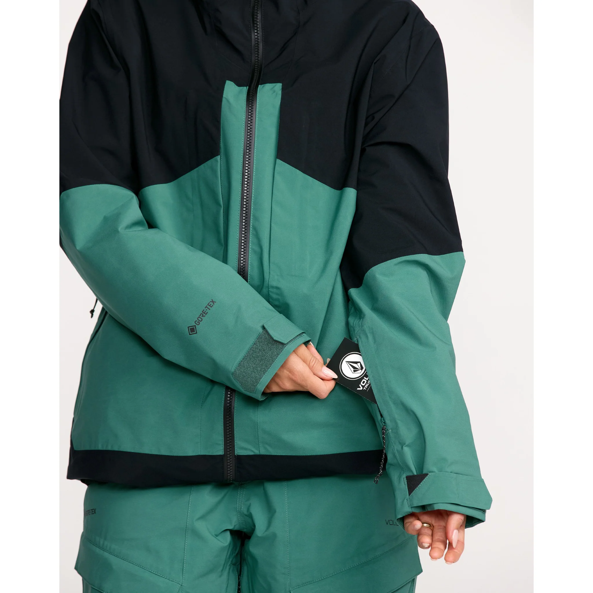 Volcom Women's AT Stretch Gore-Tex Jacket 2026 - Image 6