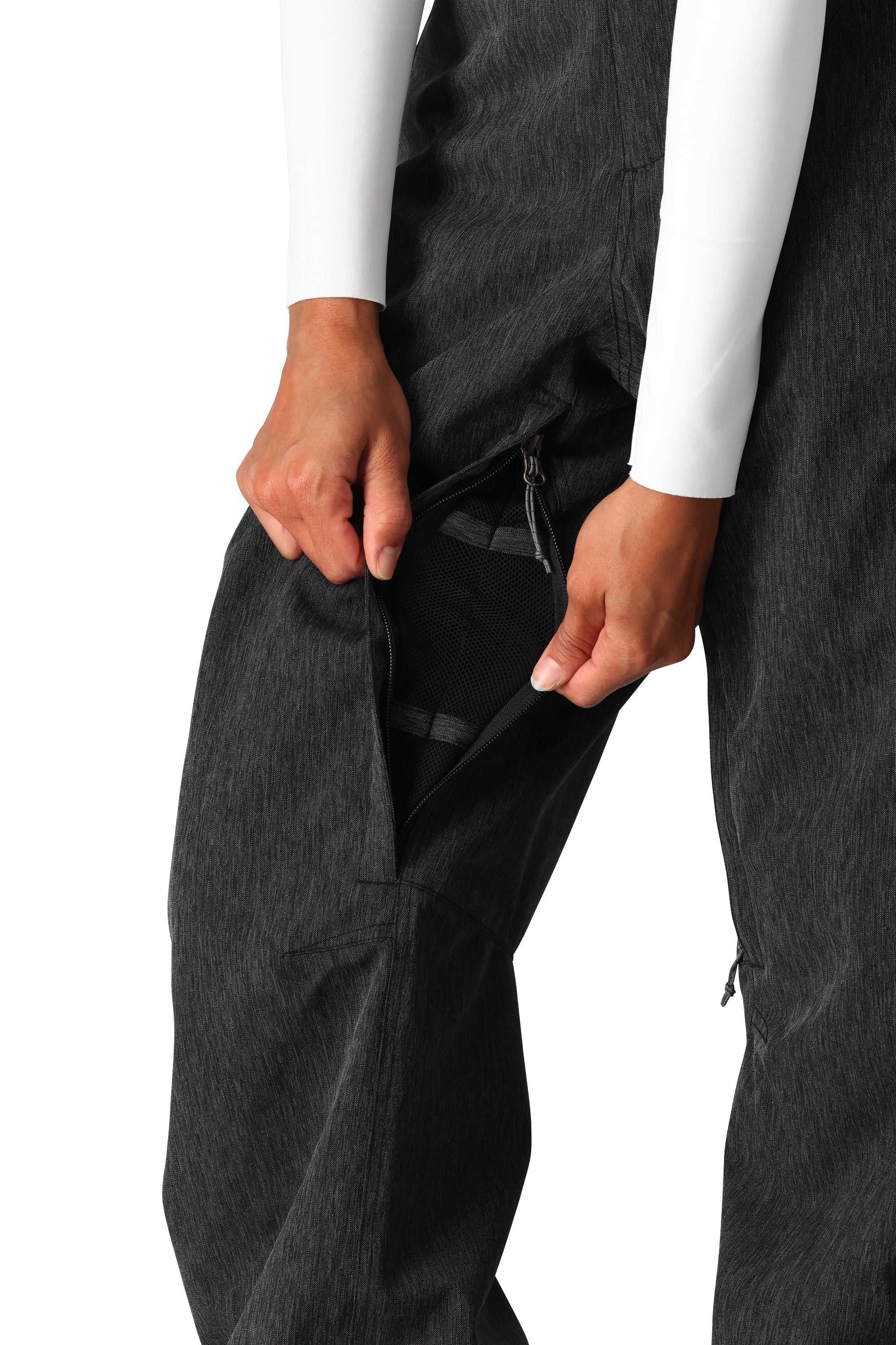 686 Women's Aura Insulated Cargo Pant 2025 - Image 17