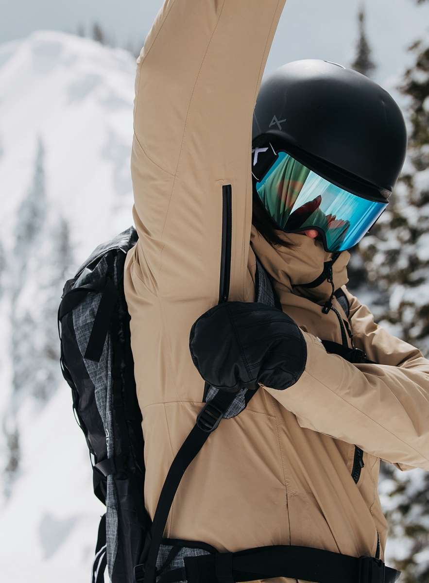 Burton Women's AK GORE-TEX Upshift 2-Layer Jacket 2024 - Image 13