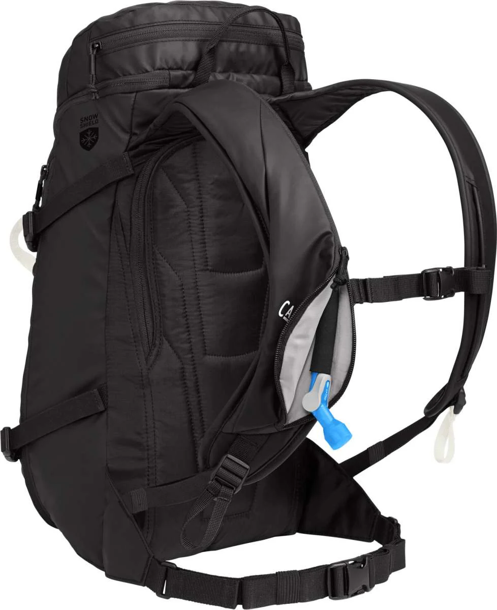 Camelbak Snoblast 22.2L 70oz Hydration Pack 2024 - Image 3