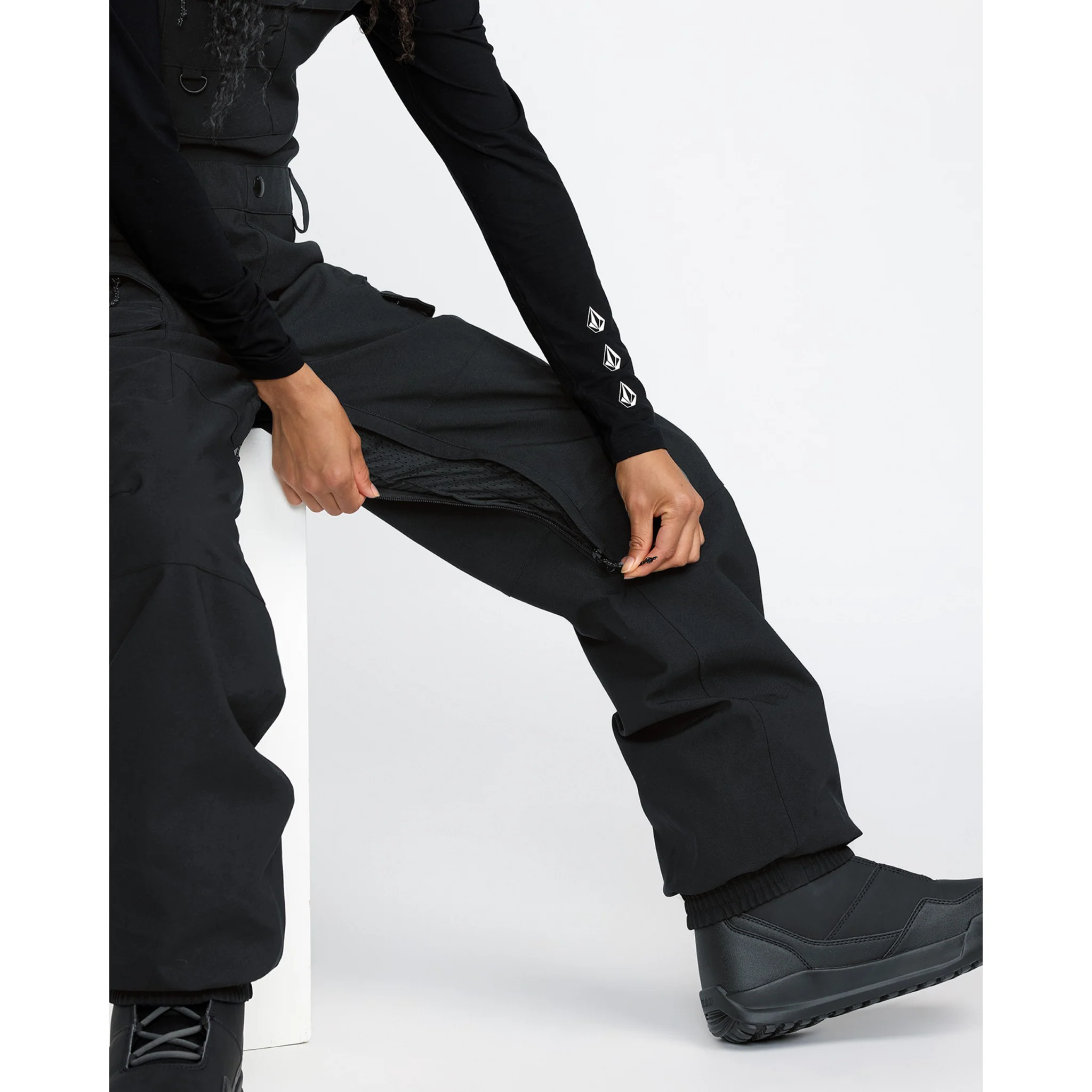 Volcom Women's Creston 3D Stretch Bib 2026 - Image 15