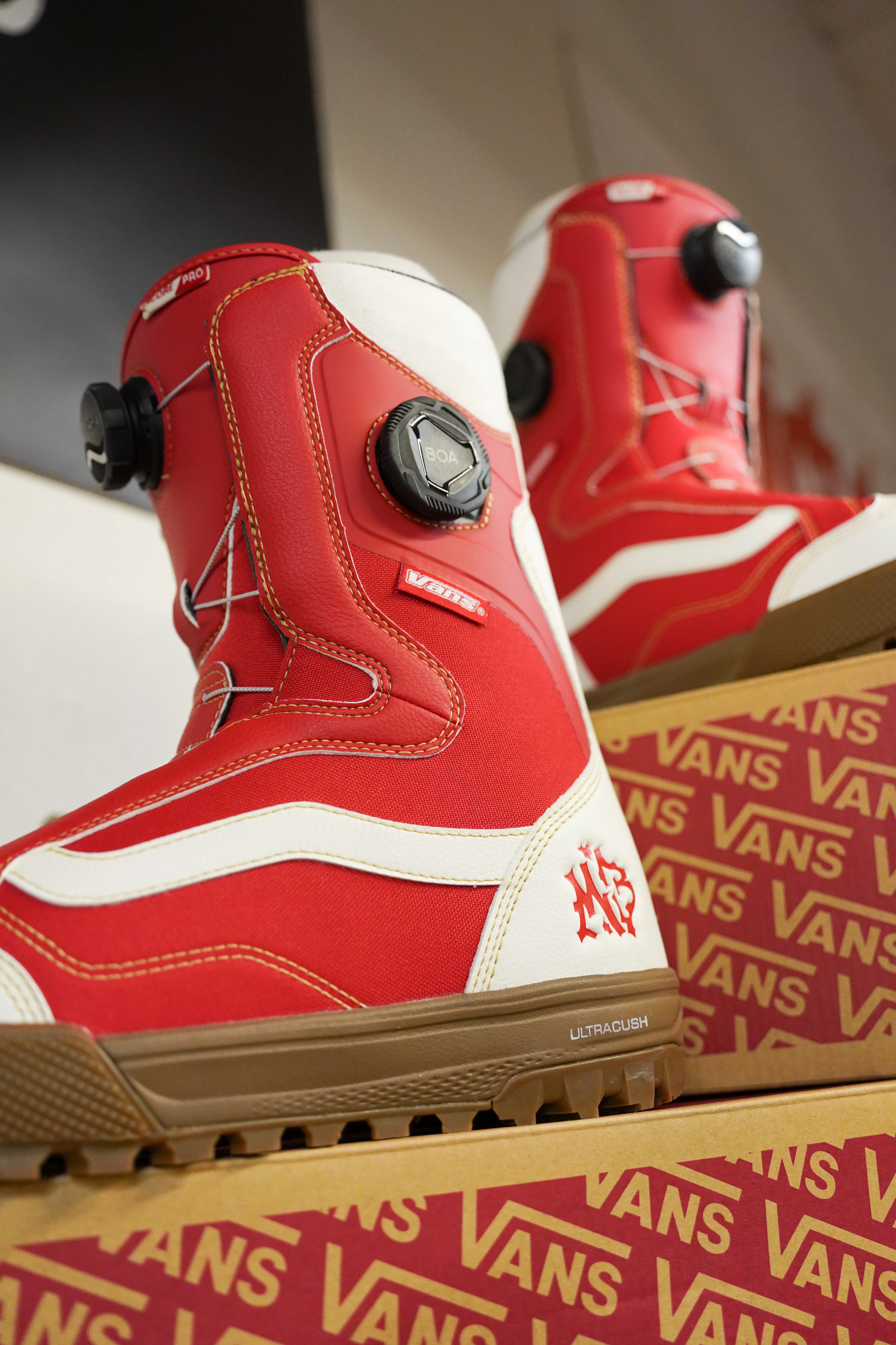 Vans Women's Encore Pro Limited Edition Snowboard Boots 2026 - Image 7