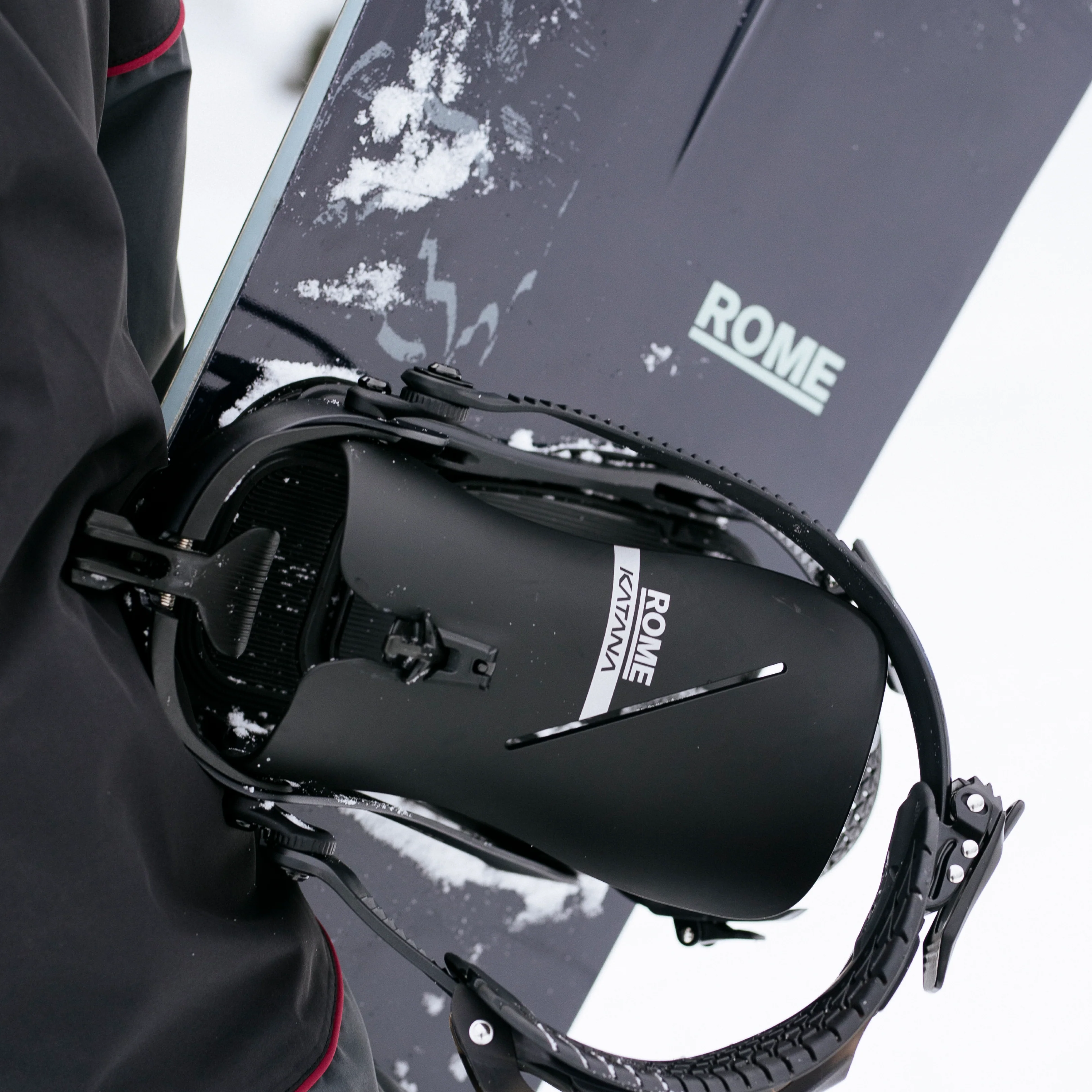 Rome Katana AW Fase Snowboard Bindings 2027 - Image 3