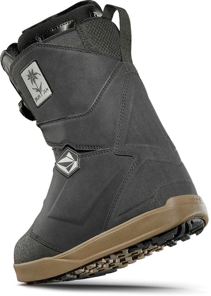 ThirtyTwo Women's Lashed Double BOA X Volcom Snowboard Boot 2025 - Image 2