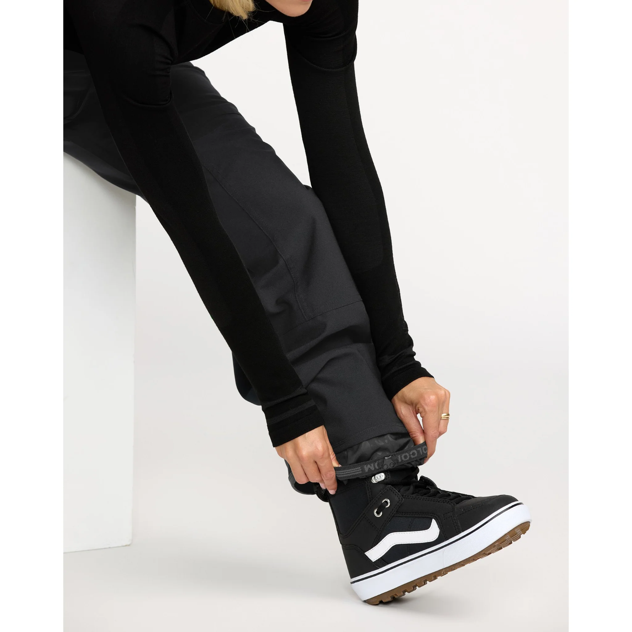 Volcom Women's Pollock Shell Pants 2026 - Image 5