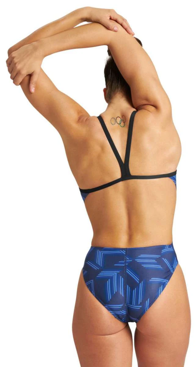 Arena Women's Puzzled Challenge Back One Piece Swimsuit - Image 11