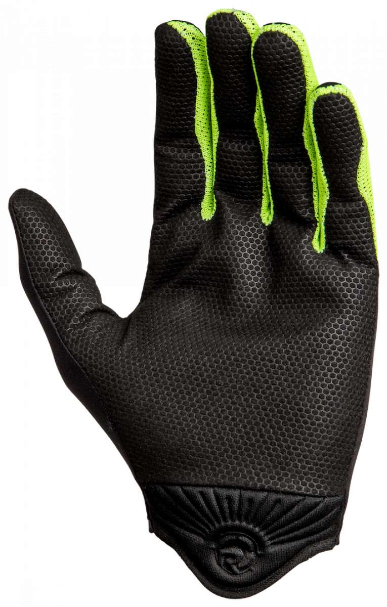 Radar Range Glove 2023 - Image 4
