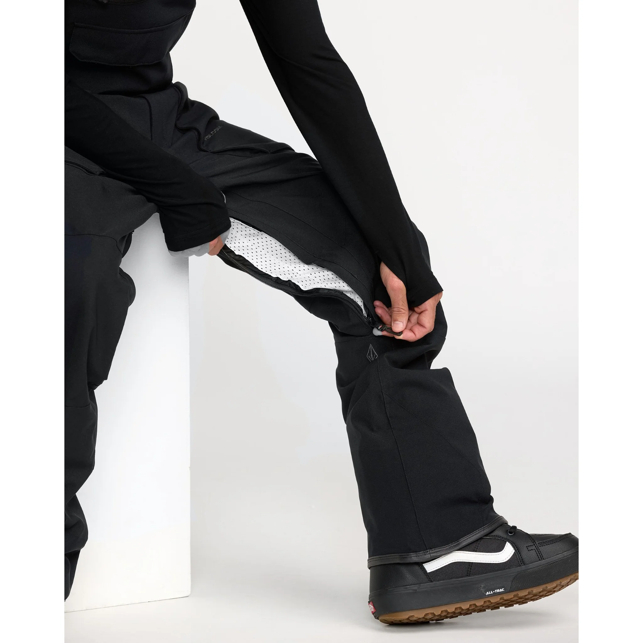 Volcom Roan Shell Bib Overall 2026 - Image 8