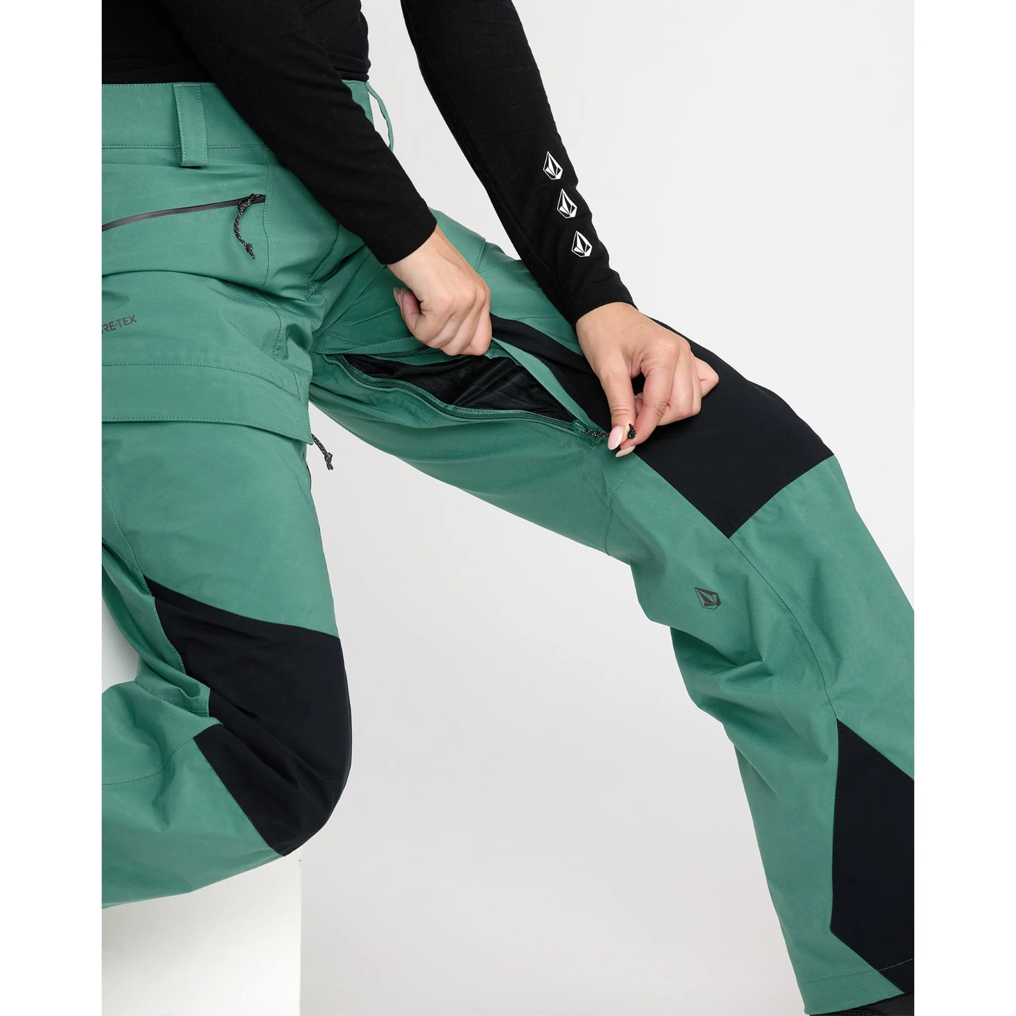 Volcom Women's V.CO AT Stretch Gore-Tex Pants 2026 - Image 3
