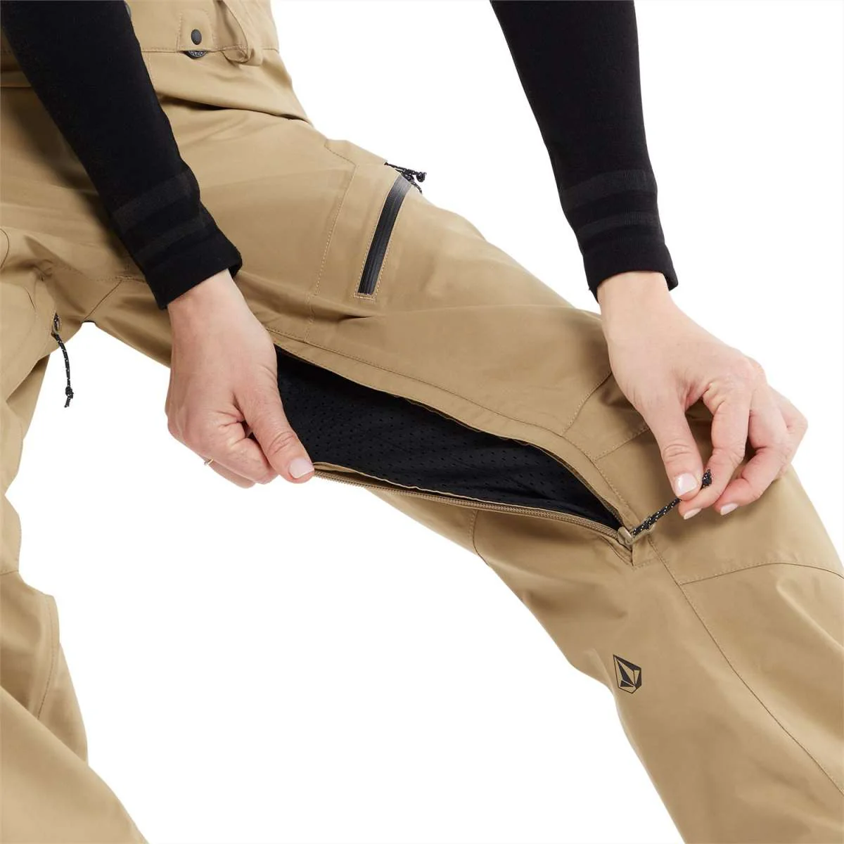 Volcom Women's Elm Stretch GORE-TEX Bib Pant 2024 - Image 23