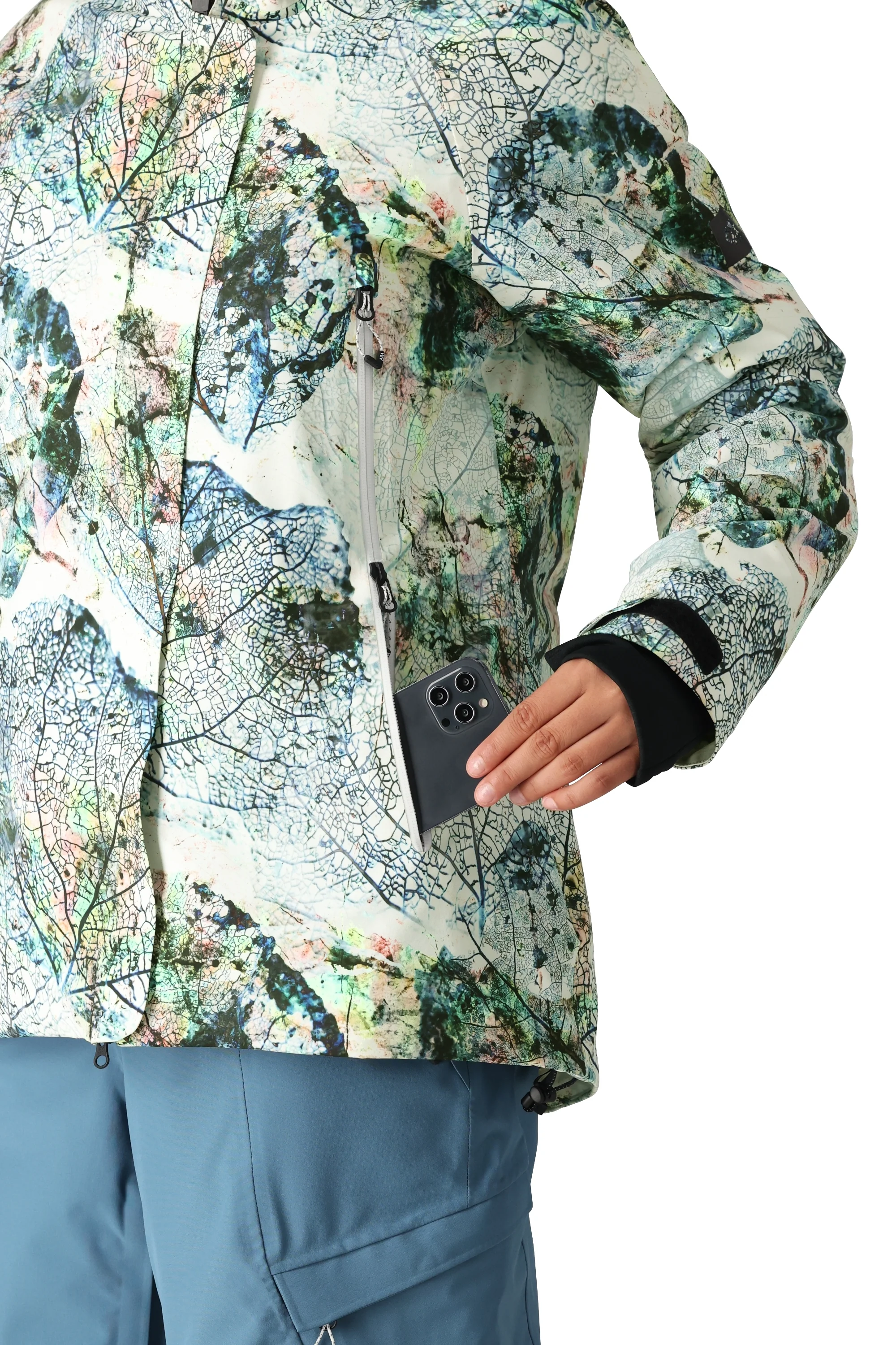 686 Women's Whisper Insulated Jacket 2025 - Image 18
